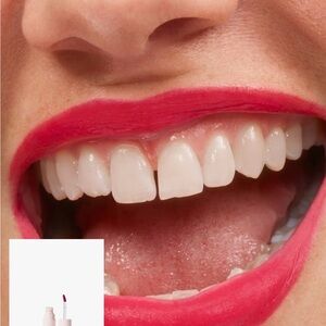 Glossier G Suit Soft Touch Matte Liquid Creme — Flip